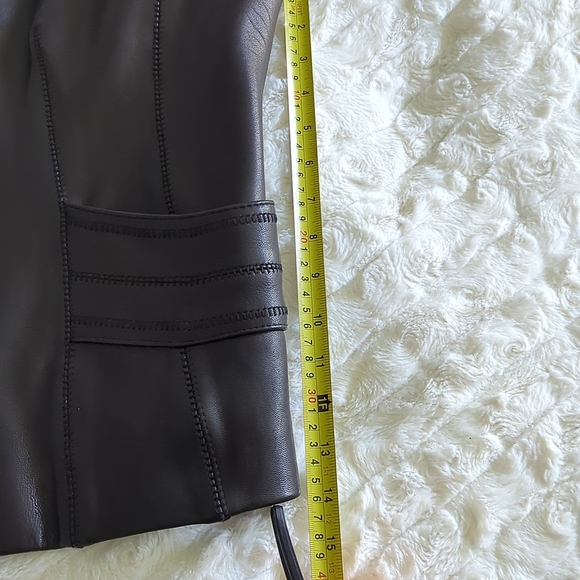 Anne Klein Black Leather Jacket with Classic Design - Picture 14 of 14